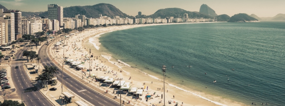 Copacabana está com telão de cinema e sessões gratuitas