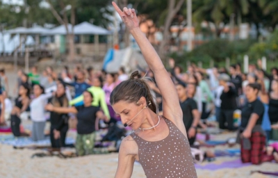 Evento 'Yoga Sol Nascer' vai ser realizado em Copacabana 2